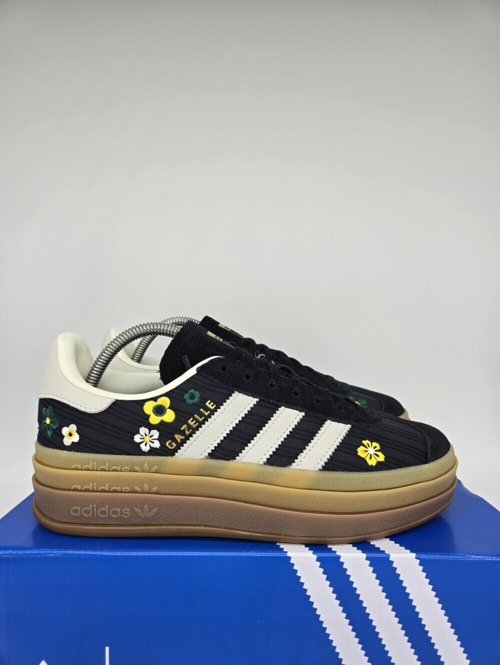 adidas Liberty London Gazelle Bold IH1922 Black Floral Women's Shoes Size 9.5 - Picture 3 of 8